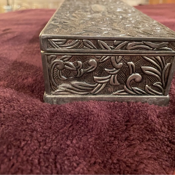 Vintage Silver Plated Jewelry Box circa 1991 - Picture 8 of 8